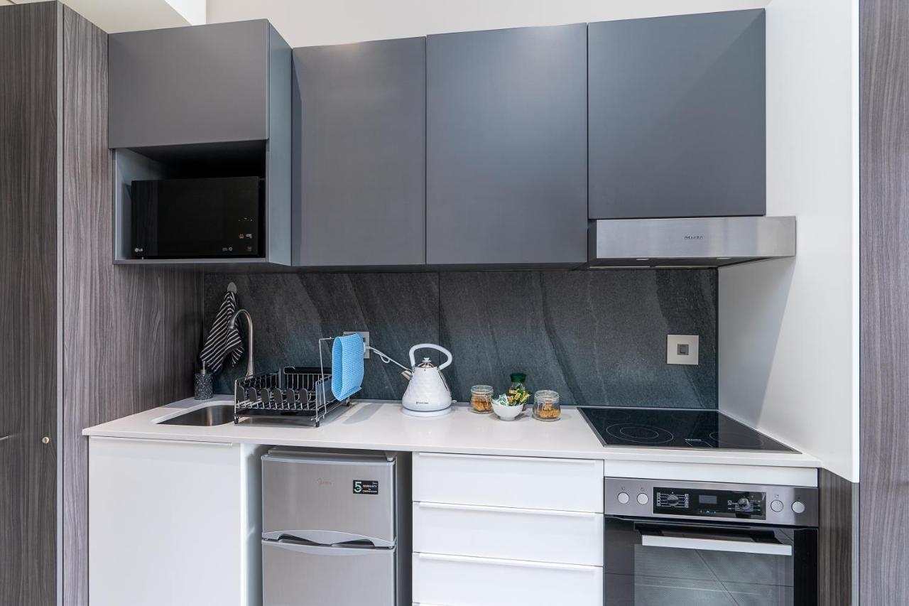 Top Floor Menlyn Maine Studio Apartment With Stunning Views & No Load Shedding Pretoria-Noord Exterior foto